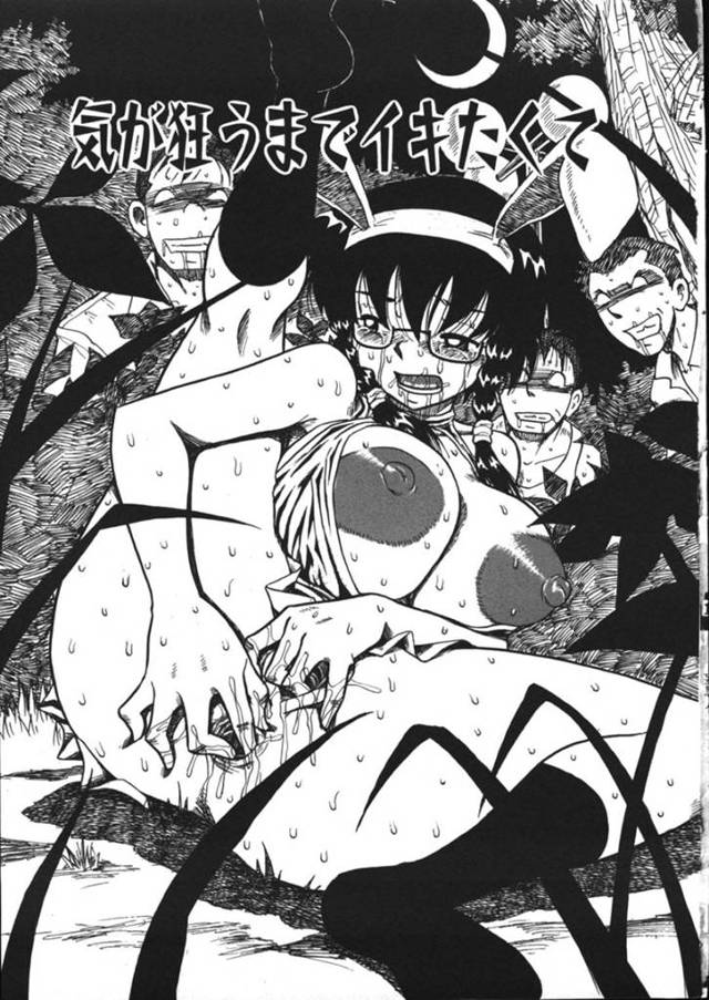 痴女友達からもらった媚薬を陰部に塗り込んで興奮しまくる変態メガネ少女…夜の公園の公衆便所で激しくオナニーしたあとエロコス姿で周囲の男たちを挑発し、二穴同時中出しキメセク乱交セックスして汁濁絶頂【妄想低気圧：気が狂うまでイキたくて】